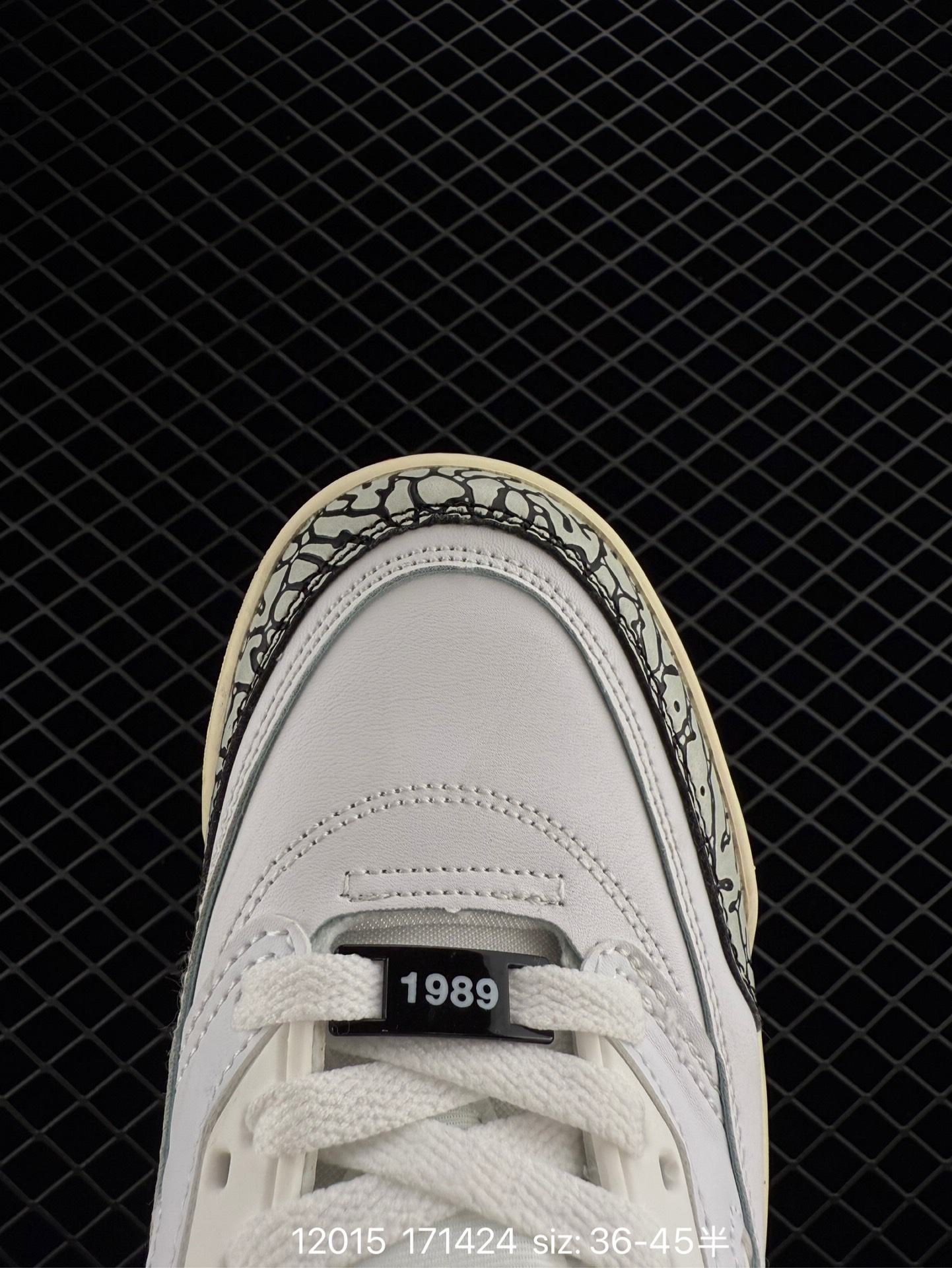 NK Jordan Spizike Low